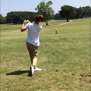 Meet your Posher, Hunter