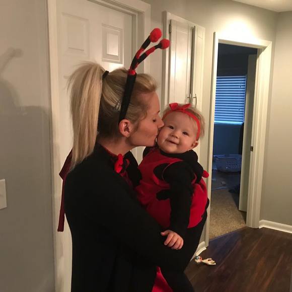 Meet your Posher, Julia - Picture 1 of 1