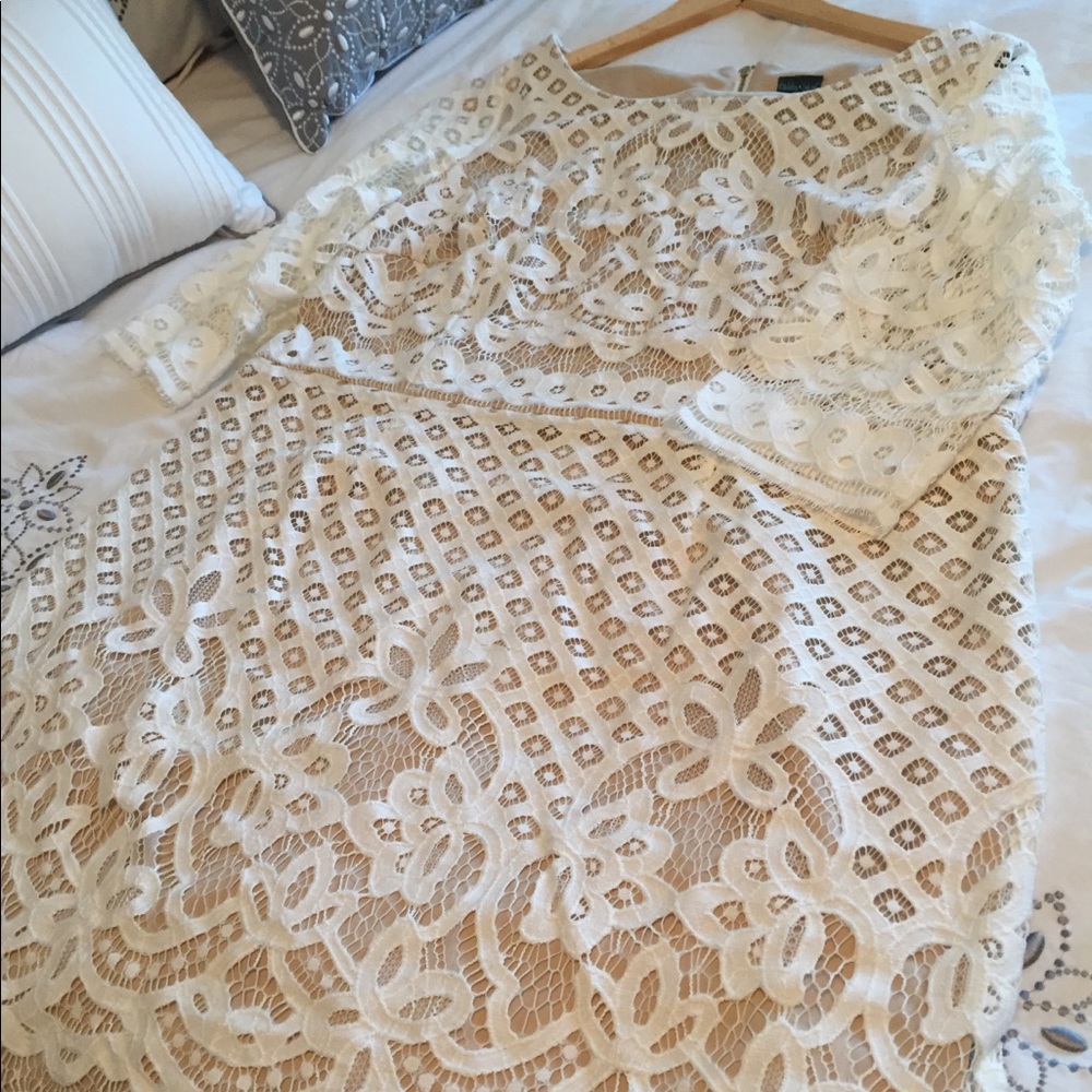 Winter White & Nude Lace Overlay 16W shift dress