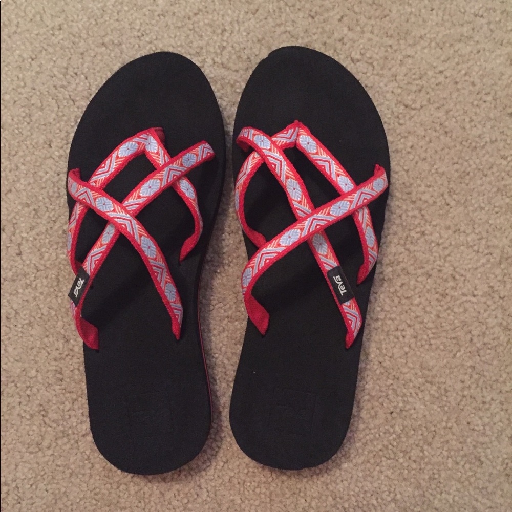 Teva Women's Flip Flops Olowahu Size 9