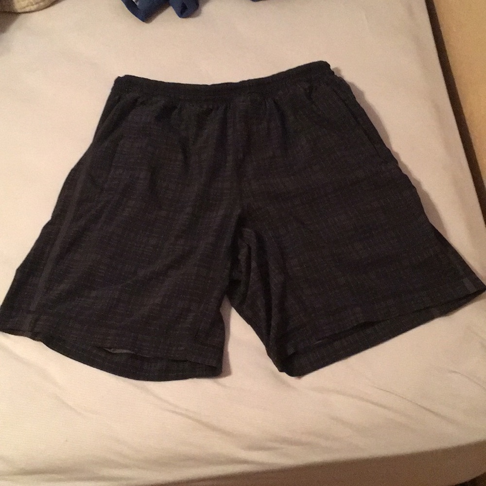 Lululemon pace breaker shorts