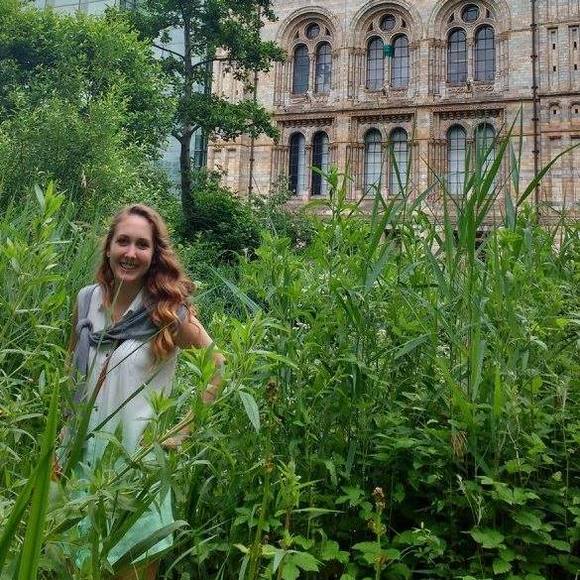 Meet your Posher, Rebecca - Picture 1 of 1