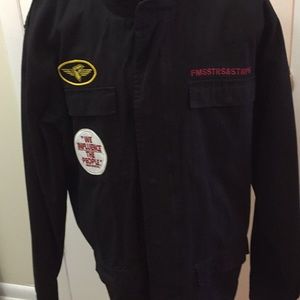 Host Pick 12/29 🎉🎉🎉🎉EUC Mens Jacket