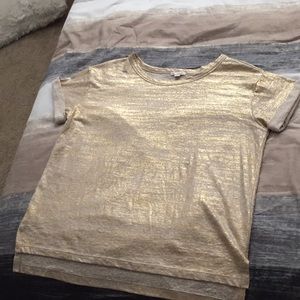 Gold tee