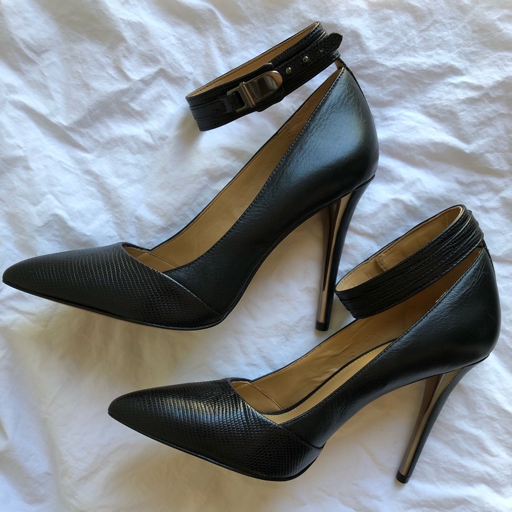 COACH  heels women size 6 black NWT