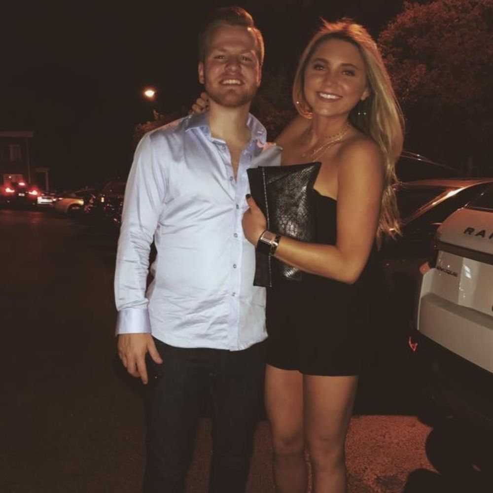 Meet your Posher, Arielle