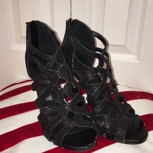 black sparkles high heels