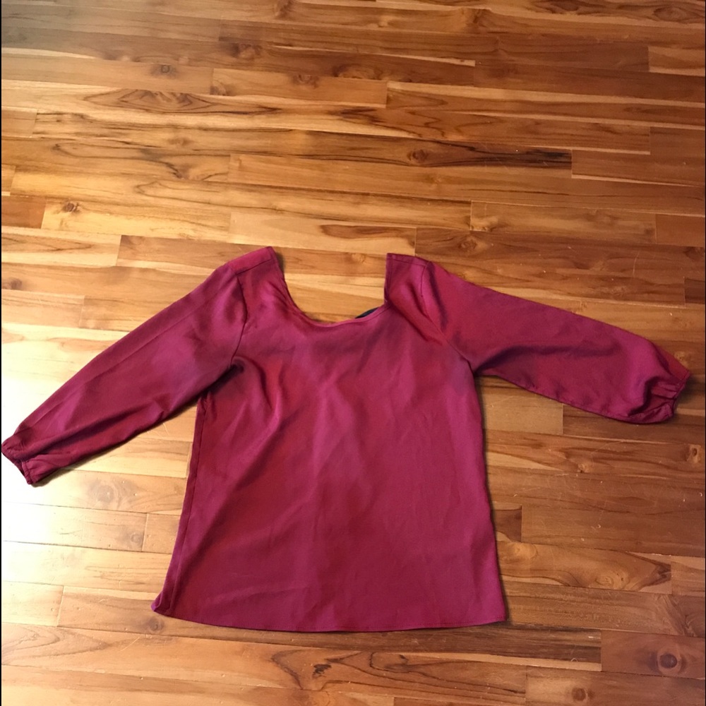 Burgundy and black quarter sleeve shirt