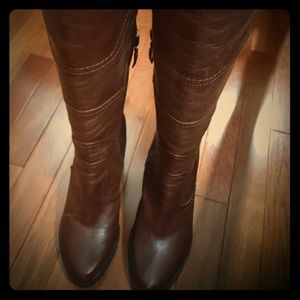 Guess leather boots