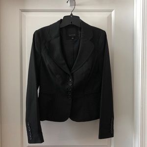 THE LIMITED—Black blazer/Suit Jacket