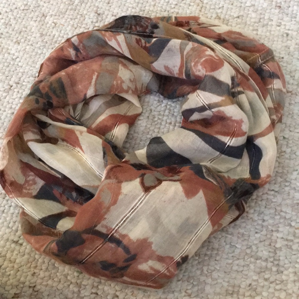 Infinity scarf