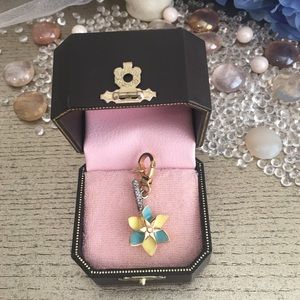Juicy Couture Wind Spinner Charm