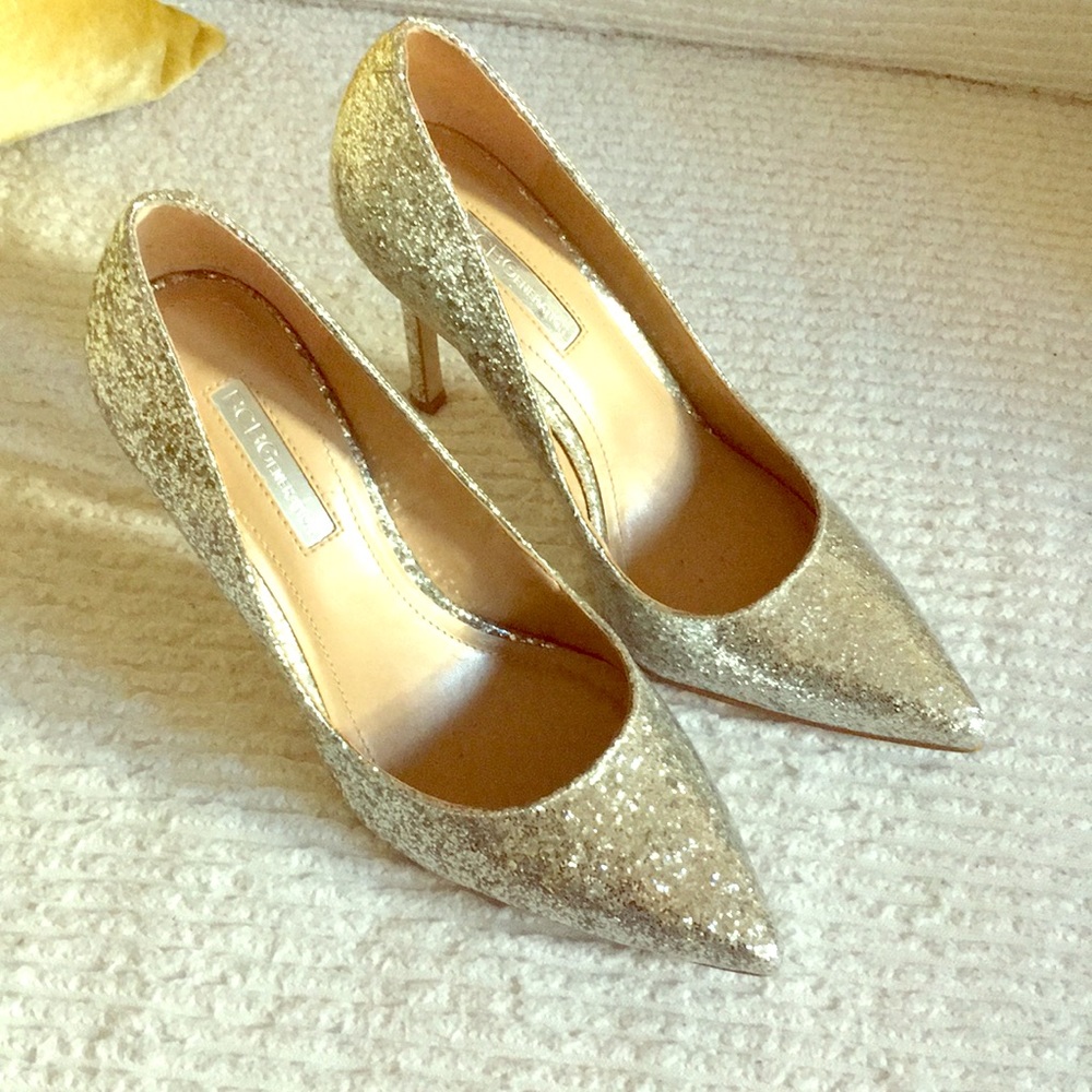 Silver glitter heels- perfect for a wedding!