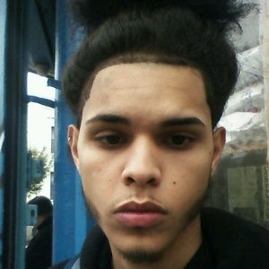 Meet your Posher, Luis