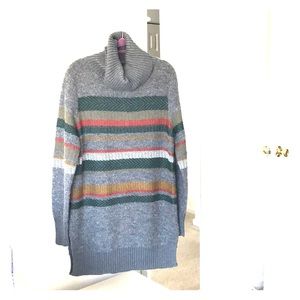 Banana Republic long turtleneck sweater
