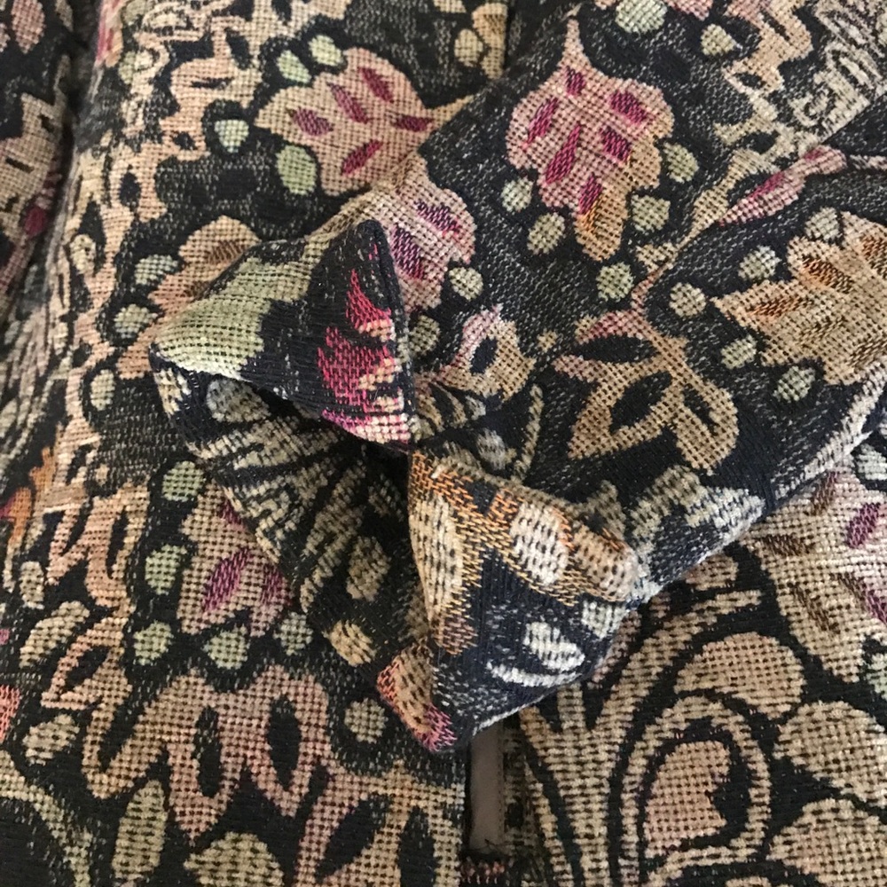Tapestry Jacket - Picture 2 of 4
