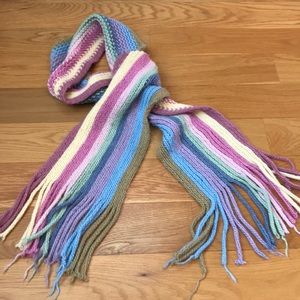 Wool scarf