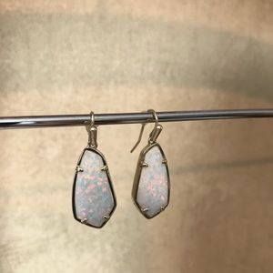 Kendra Scott Camelia Opal Earrings