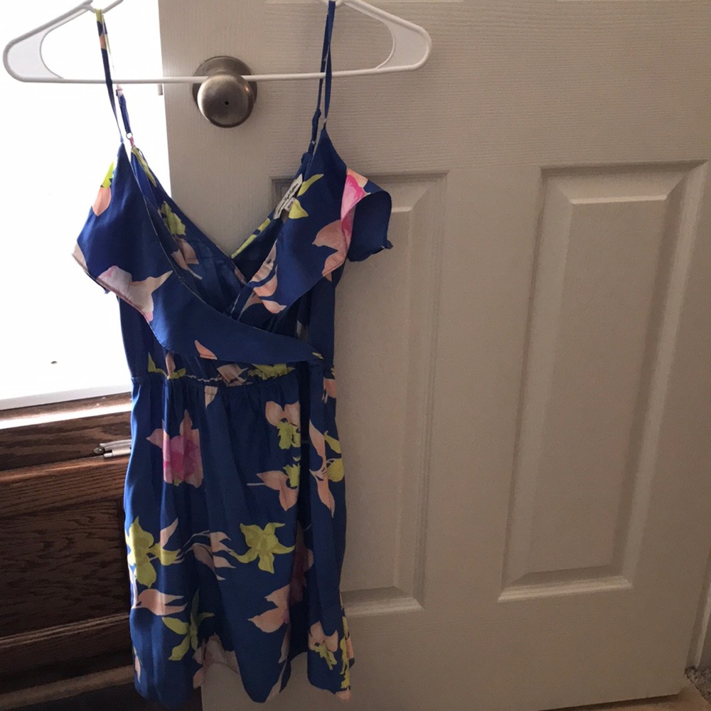 T sharp dress American eagle