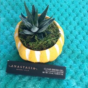 Anastasia clear brow gel