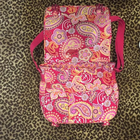 Vera Bradley messenger bag - Picture 2 of 2