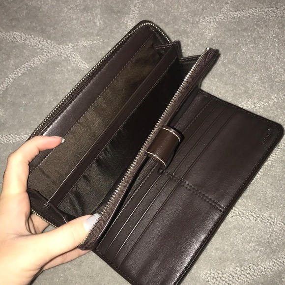 Coach Canvas Logo Wallet - Picture 3 of 5