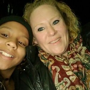 Meet your Posher, Lana