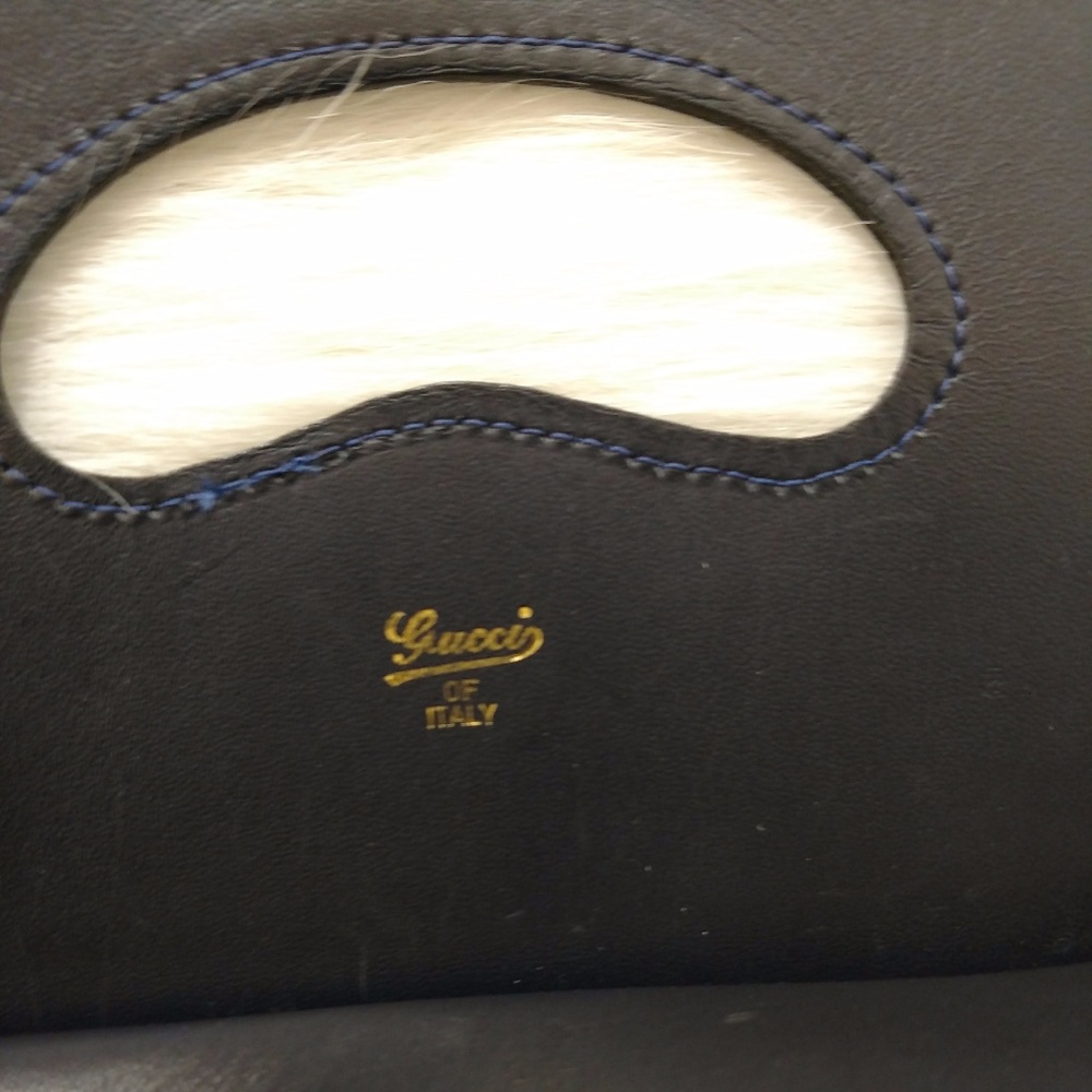 SOLD Authentic 1970s  Vintage Gucci Tote Shopper - Picture 4 of 7