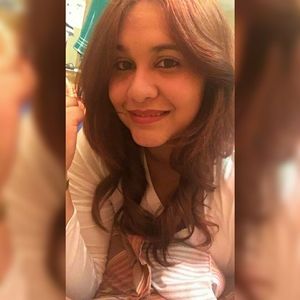 Meet your Posher, Omayra nashaly