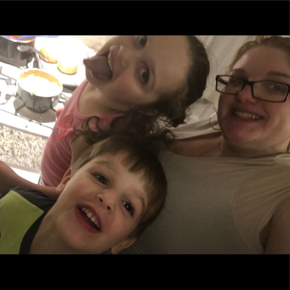 Meet your Posher, Cristina