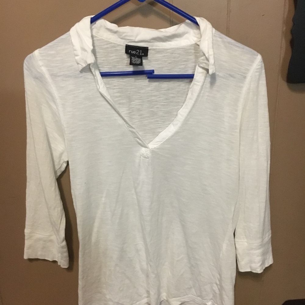 3/4 Sleeve v-neck