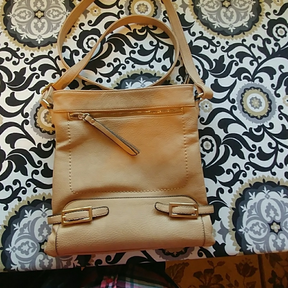 4/$25 Crossbody purse