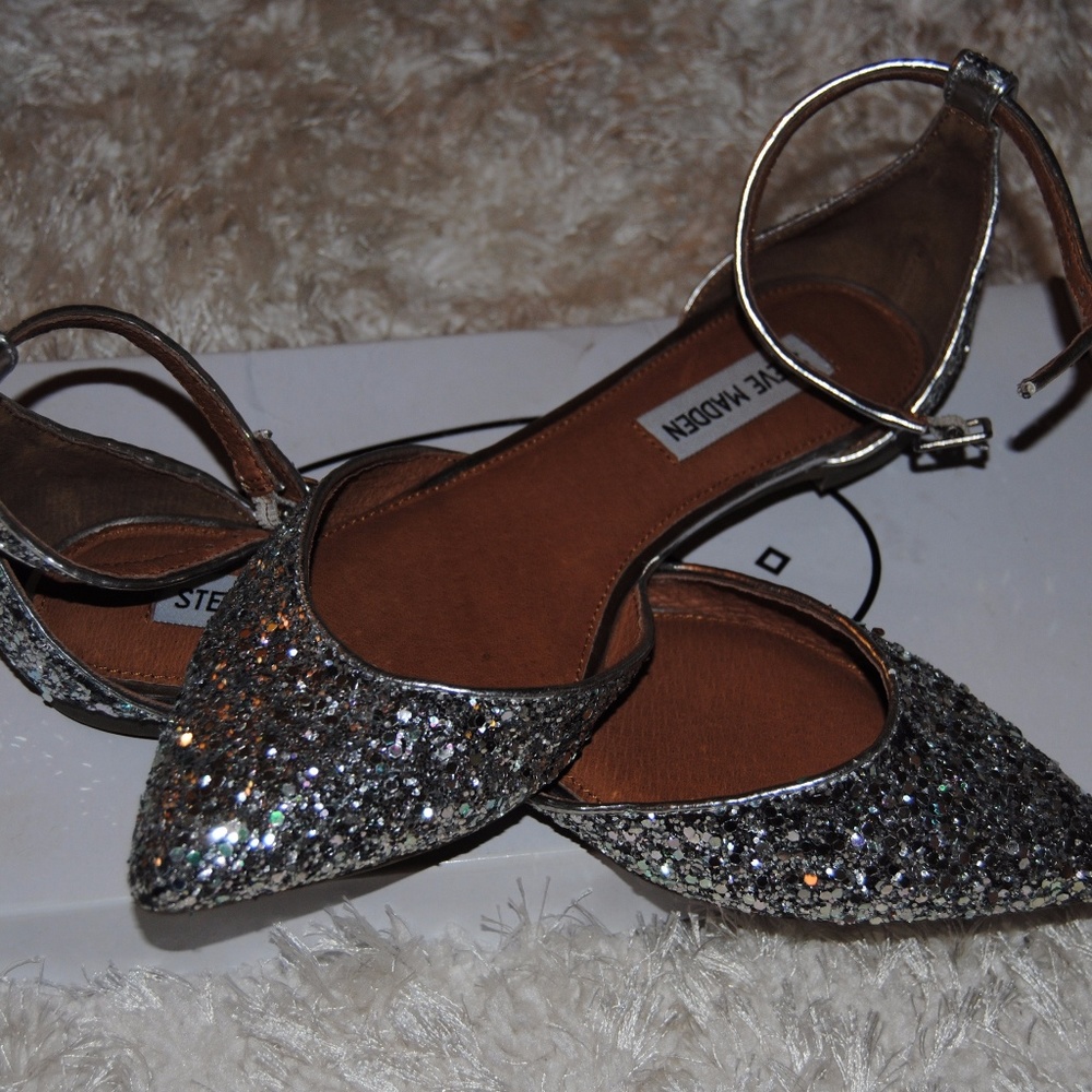 Steve Madden Latvian Sparkle Flats