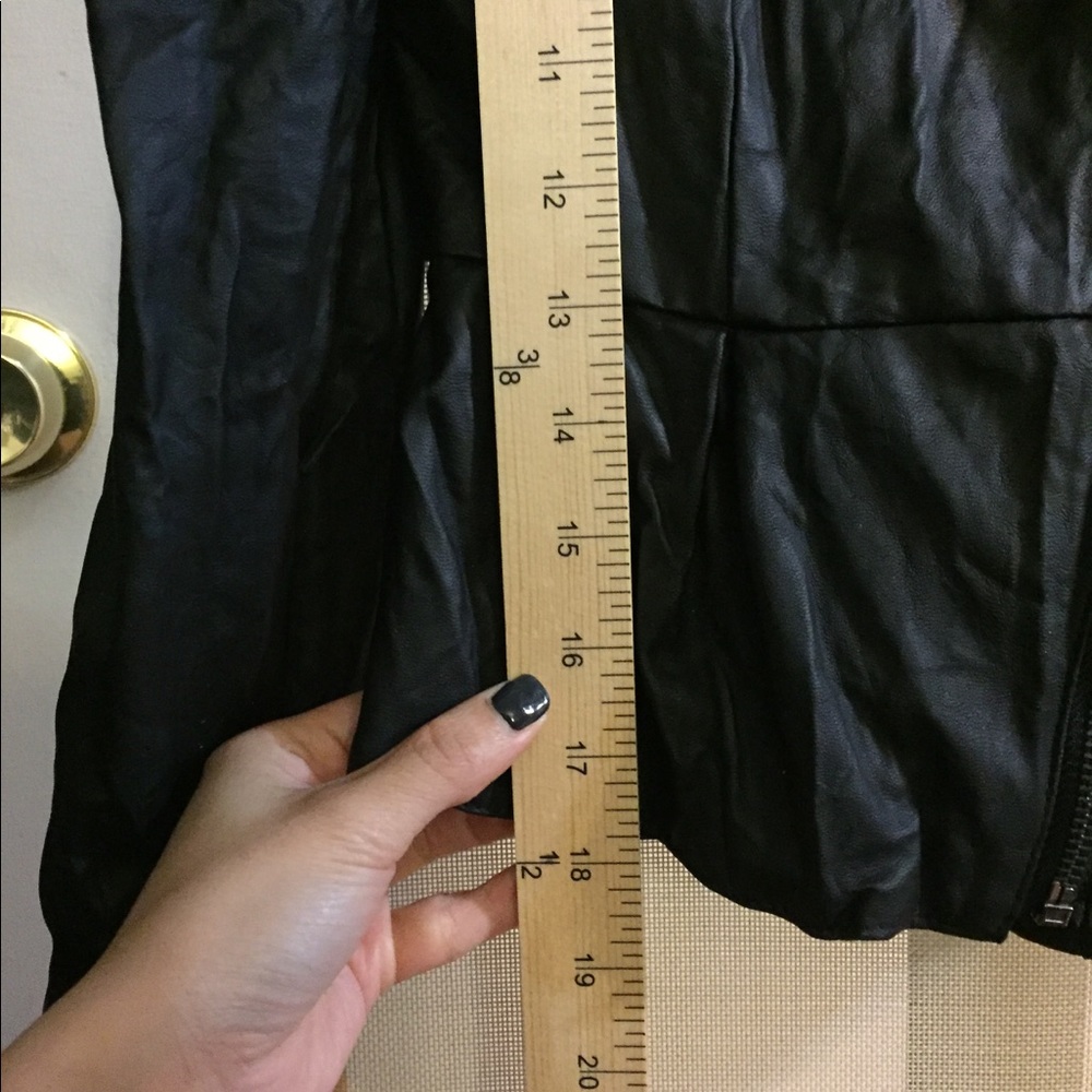 Wrinkles faux leather jacket!! - Picture 3 of 8