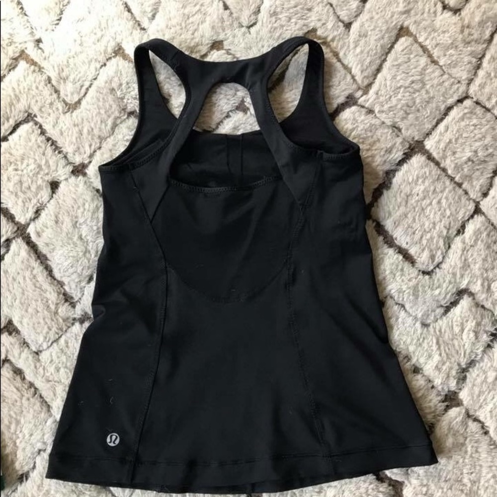 Lululemon tank