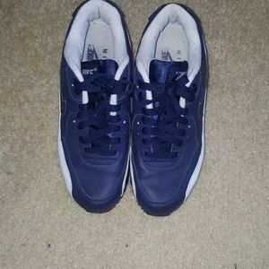 Sale! Blue and white Nike Air max EUC