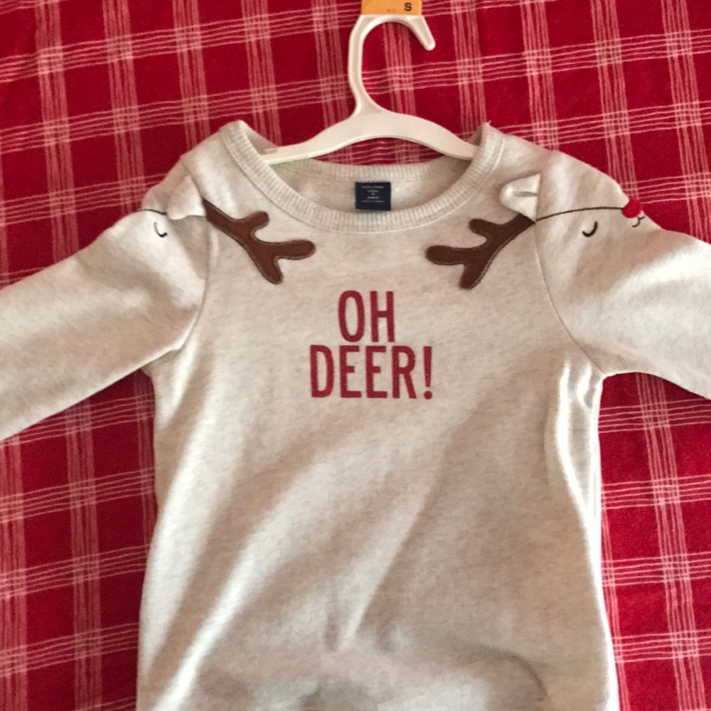 GAP holiday sweatshirt