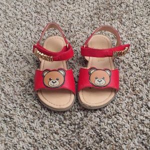 ❤️❤️Little girls outfit by MOSCHINO❤️❤️