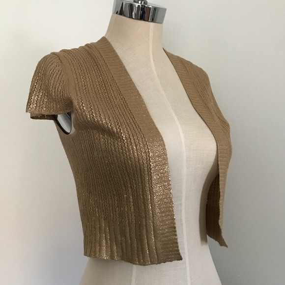 Metallic gold sweater shrug - Picture 4 of 4