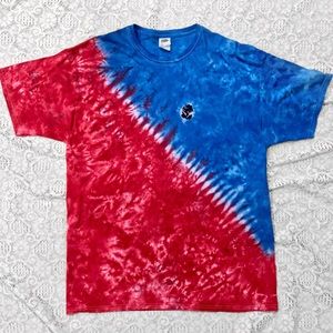 Red and Blue Rose Printed Tie-dye T-Shirt Size XL.