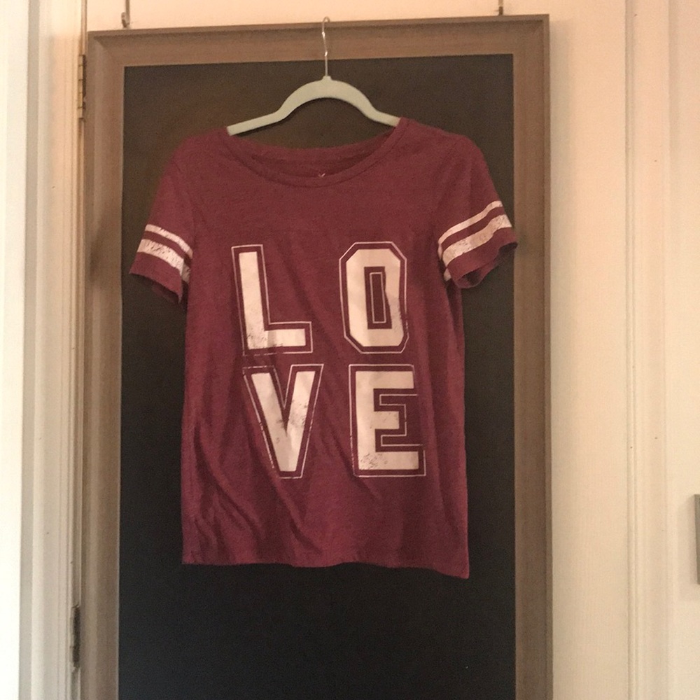 LOVE American Eagle top