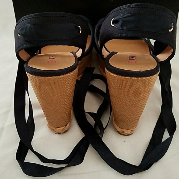 *SOLD* JustFab Navy Crisscross Ankle Tie Wedges - Picture 3 of 6