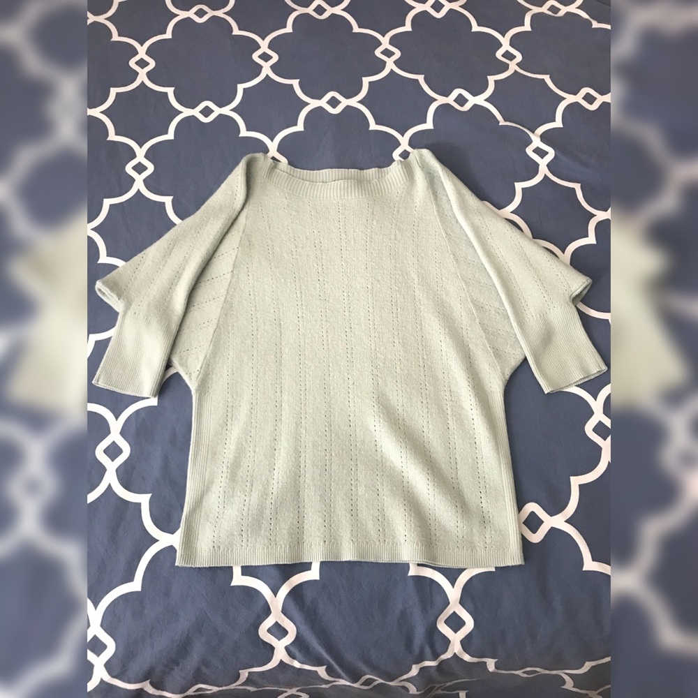 The Limited Classic Casual Sweater 💕