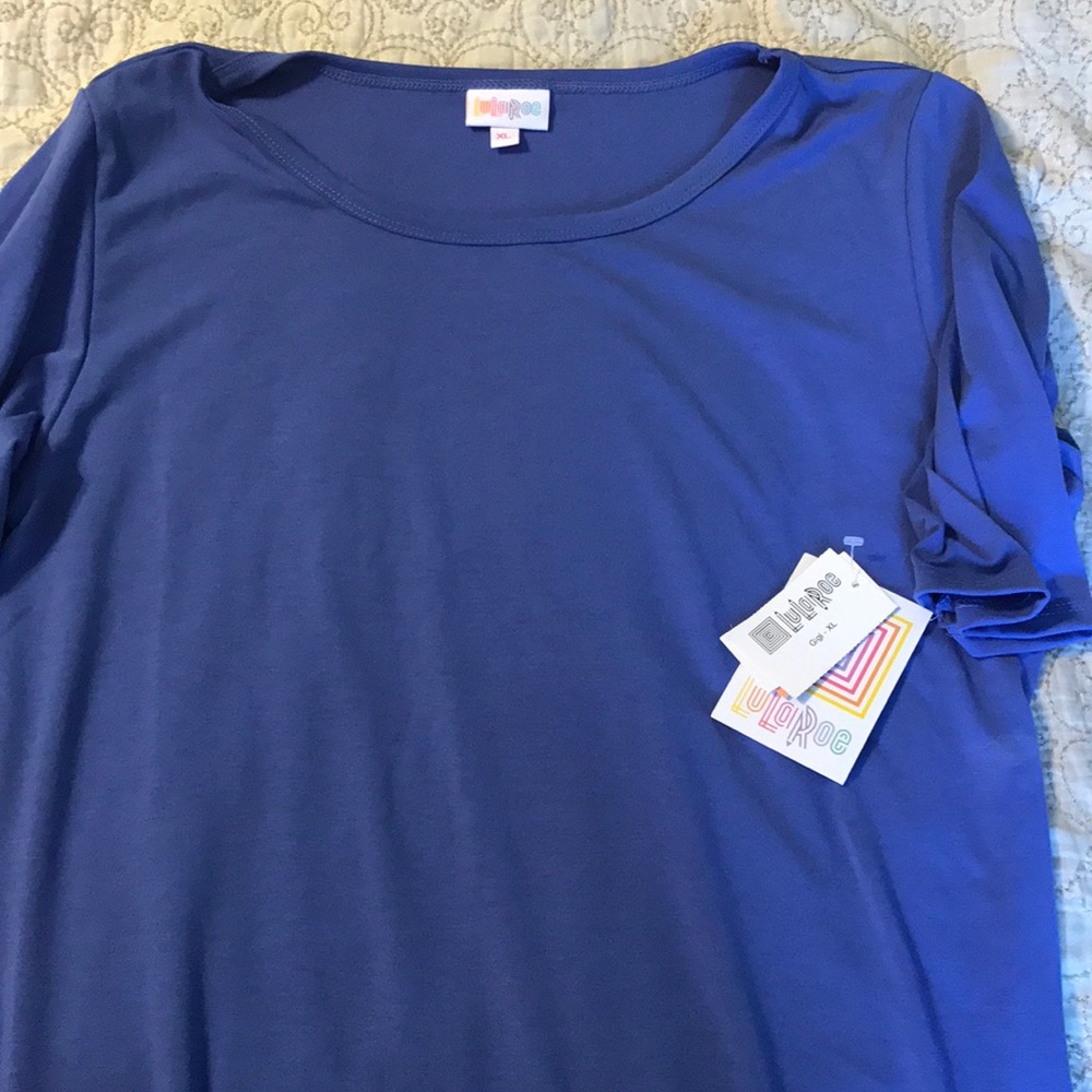 LuLaRoe Gigi Shirt