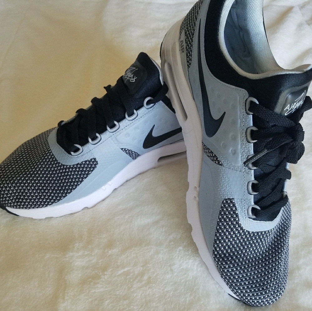 DEADSTOCK Nike Air Max Zero