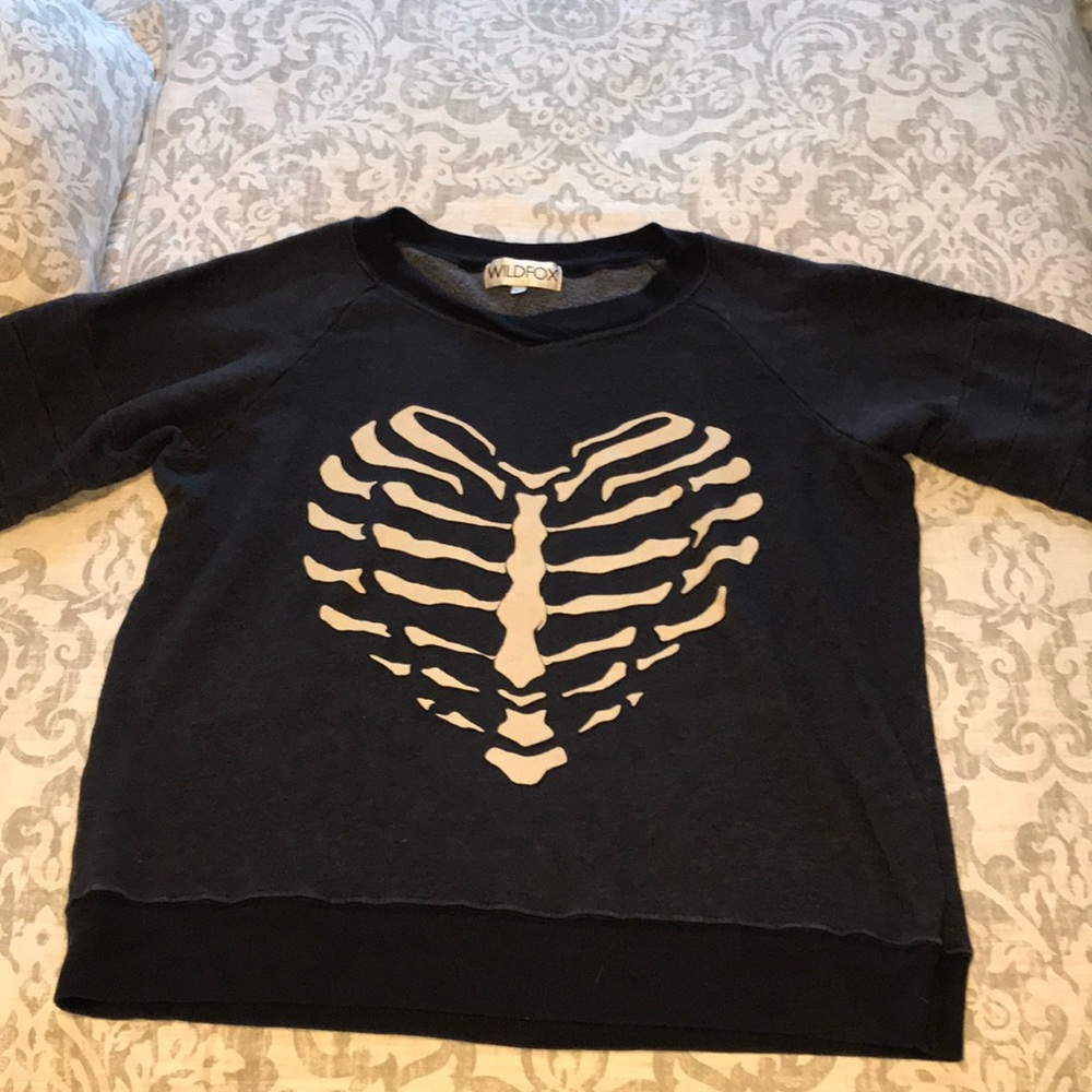 WILDFOX black with bone heart