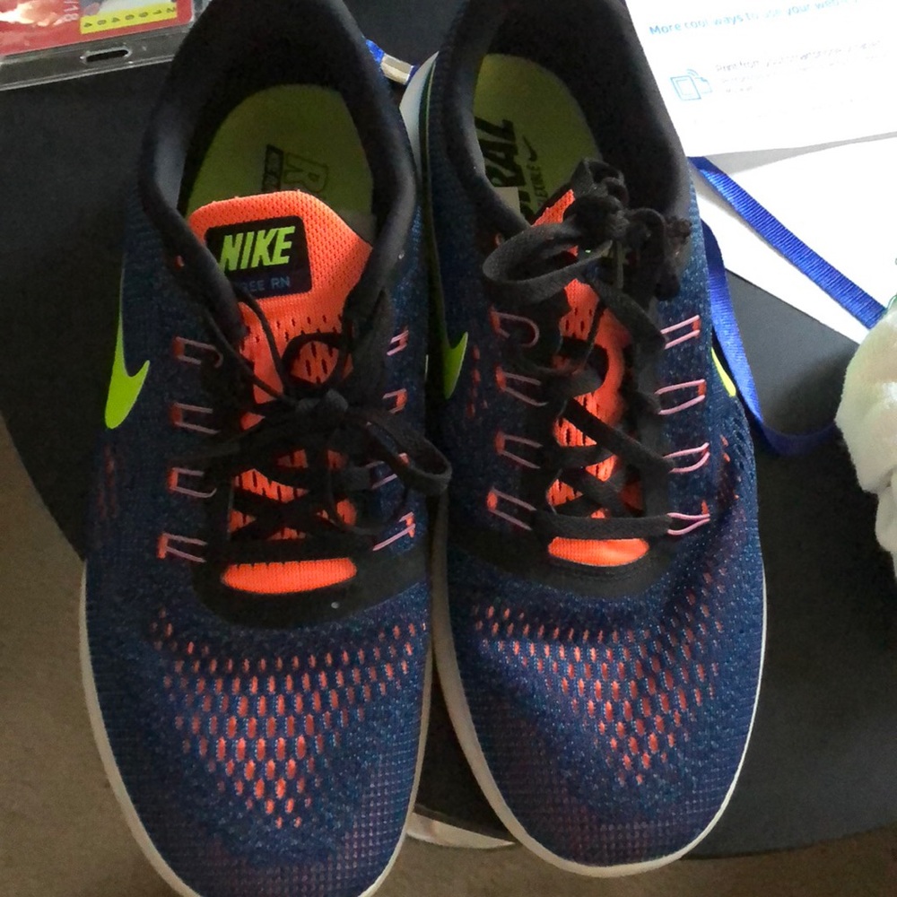 Mens Nike Free RN