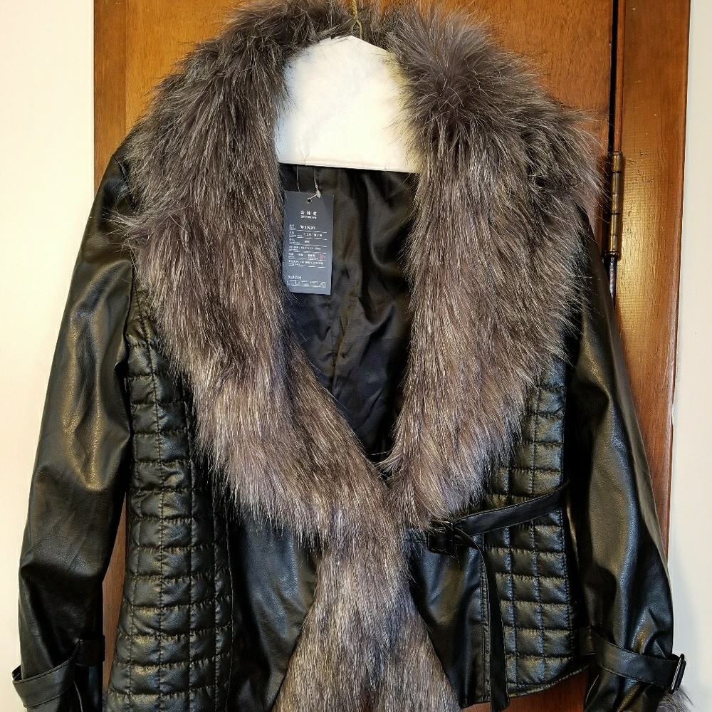 Jacket With Gray Faux Fur Collar & Sleeves