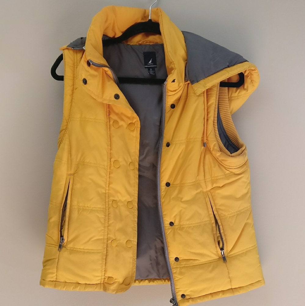Nautica Puffer Vest