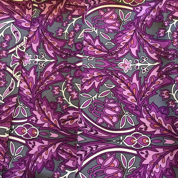 Banana Republic 100% silk lined skirt size 2 - Picture 2 of 3